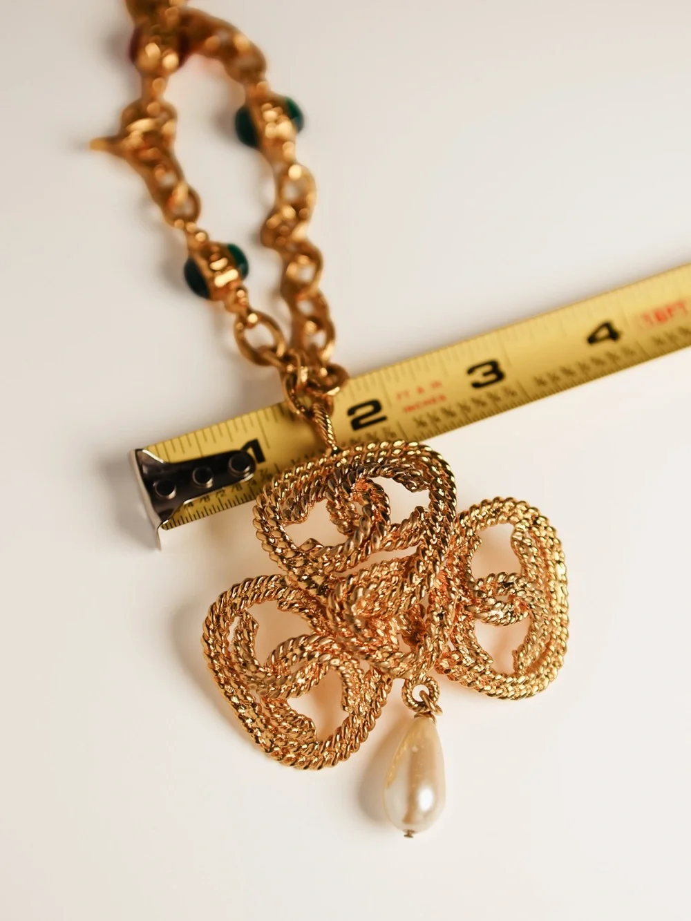 Authentic Vintage Chanel CC Trinity Clover Pendant Gripoix Necklace